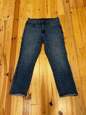 Boyfriend Fit Straight Fit Blue Jeans